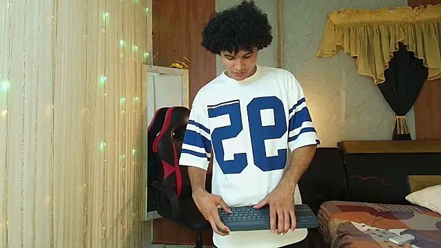 Snapshot of fire_drako_ chatting on 03/09/26, 05:00 fire drako online show from 03/09/26, 05:00