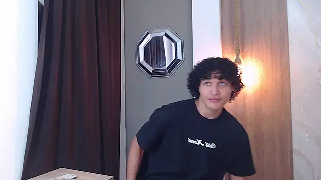 Snapshot of fire_drako_ chatting on 03/31/26, 08:31 fire drako online show from 03/31/26, 08:31