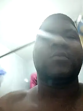 Snapshot of Elsuave28 chatting on 09/12/25, 03:39 Elsuave28 online show from 09/12/25, 03:39