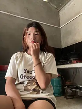 Snapshot of Mina-pusy chatting on 05/15/26, 03:35 Mina-pusy online show from 05/15/26, 03:35