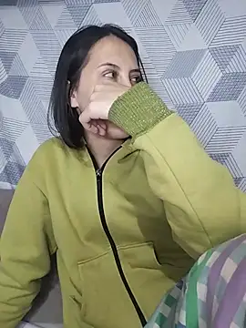 Snapshot of scarletoficial chatting on 06/21/26, 01:30 scarletoficial online show from 06/21/26, 01:30