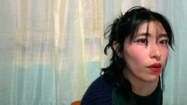 Snapshot of Sullyoonn chatting on 10/29/25, 11:17 Sullyoonn online show from 10/29/25, 11:17