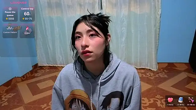 Snapshot of Sullyoonn chatting on 04/01/26, 12:44 Sullyoonn online show from 04/01/26, 12:44