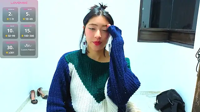 Snapshot of Sullyoonn chatting on 04/26/26, 03:26 Sullyoonn online show from 04/26/26, 03:26