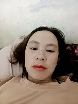 Snapshot of lyuyenkk chatting on 09/15/25, 09:42 lyuyenkk online show from 09/15/25, 09:42