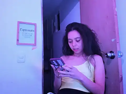 Annie rosse1017 online show from 02/27/26, 04:23