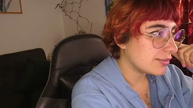 Miacatsito3 online show from 02/20/26, 06:26