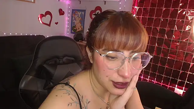 Snapshot of Miacatsito3 chatting on 05/24/26, 09:53 Miacatsito3 online show from 05/24/26, 09:53