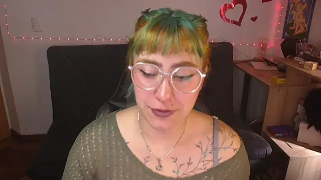 Miacatsito3 online show from 07/10/26, 06:54