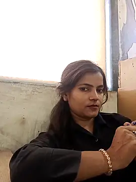 Snapshot of SexyIra89 chatting on 11/23/25, 05:18 SexyIra89 online show from 11/23/25, 05:18