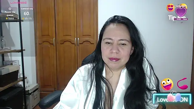 alexandraa19 online show from 10/02/25, 04:19