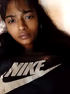 Snapshot of Alexia_holbert chatting on 11/19/25, 05:51 Alexia holbert online show from 11/19/25, 05:51