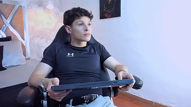 kraven lust online show from 10/16/25, 02:56