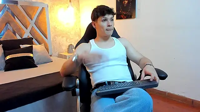 Snapshot of kraven_lust chatting on 06/03/26, 02:58 kraven lust online show from 06/03/26, 02:58