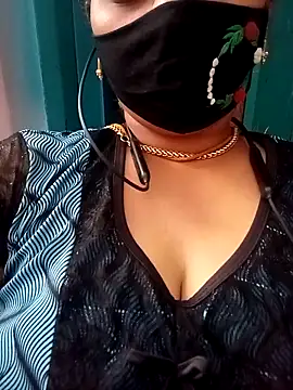 Snapshot of TAMI_KAYAL chatting on 09/17/25, 07:10 TAMI KAYAL online show from 09/17/25, 07:10