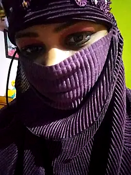 Snapshot of TAMI_KAYAL chatting on 10/07/25, 05:43 TAMI KAYAL online show from 10/07/25, 05:43