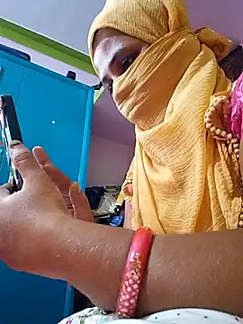 Snapshot of TAMI_KAYAL chatting on 10/08/25, 06:11 TAMI KAYAL online show from 10/08/25, 06:11