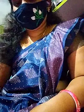 Snapshot of TAMI_KAYAL chatting on 10/17/25, 04:42 TAMI KAYAL online show from 10/17/25, 04:42