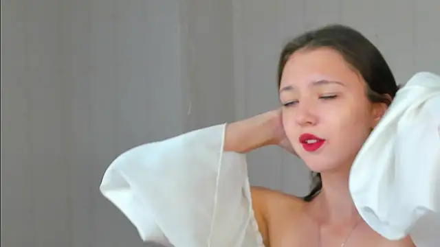 Amanda Reedd online show from 10/30/25, 06:04