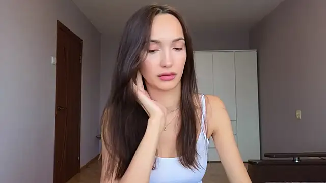 Snapshot of Lillian-Clark chatting on 09/30/25, 07:46 Lillian-Clark online show from 09/30/25, 07:46