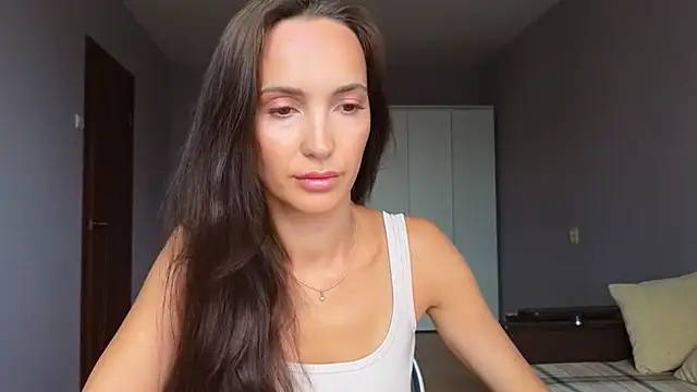 Lillian-Clark online show from 04/07/26, 06:47