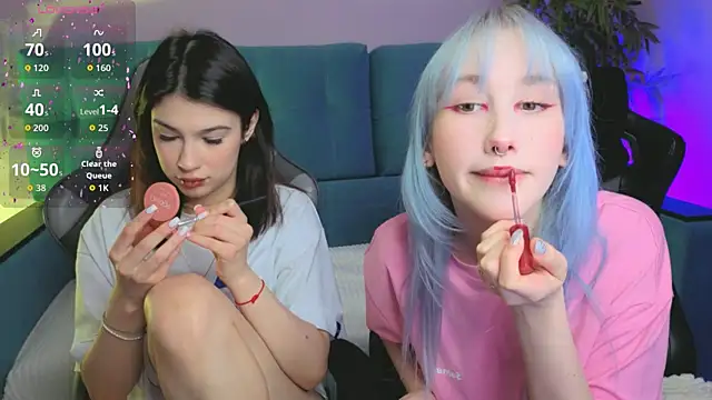 Snapshot of evlica chatting on 04/17/26, 02:20 evlica online show from 04/17/26, 02:20