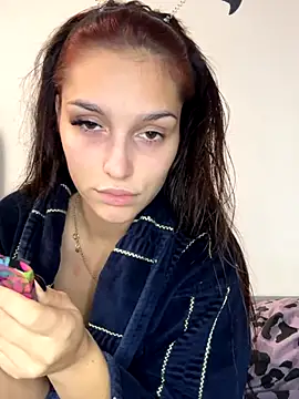 EllaBlowy online show from 10/03/25, 09:39