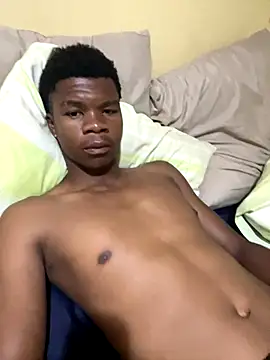 Snapshot of thatotheroneguy chatting on 12/20/25, 09:22 thatotheroneguy online show from 12/20/25, 09:22