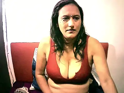 Indiansexyboobs18 online show from 11/30/25, 01:37