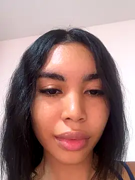 karolaalcendra online show from 09/19/25, 05:24