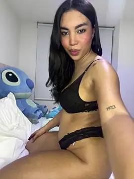 karolaalcendra online show from 04/03/26, 02:31