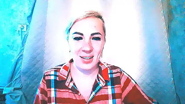 EmmaCat  online show from 09/15/25, 05:29