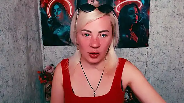 Snapshot of EmmaCat_ chatting on 06/02/26, 04:14 EmmaCat online show from 06/02/26, 04:14