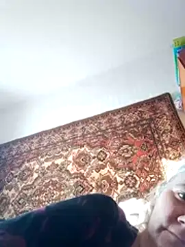 Snapshot of goodstyle chatting on 11/25/25, 08:47 goodstyle online show from 11/25/25, 08:47