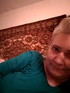 Snapshot of goodstyle chatting on 12/02/25, 10:49 goodstyle online show from 12/02/25, 10:49