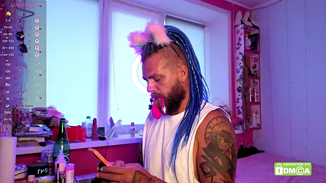 Snapshot of _wayan_ chatting on 10/21/25, 08:48 wayan online show from 10/21/25, 08:48