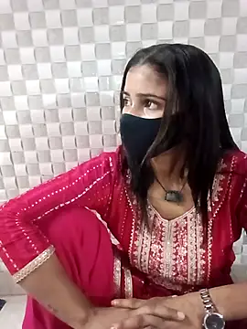 Arti  online show from 10/07/25, 04:48