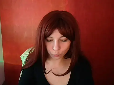 Alice Gotica online show from 10/11/25, 12:32