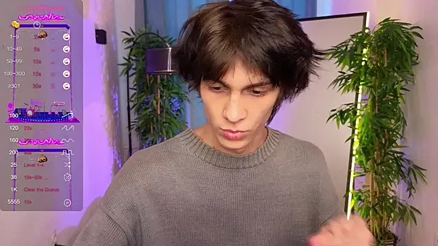 va1ora online show from 09/27/25, 12:21