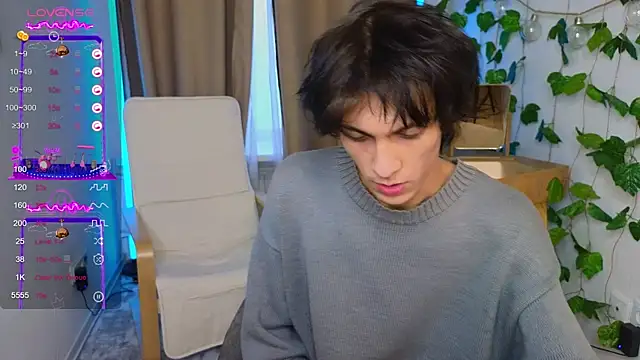 va1ora online show from 10/02/25, 12:12