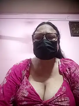 thehotlady online show from 11/11/25, 06:35