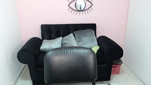 Snapshot of mia_sexgirl chatting on 09/29/25, 01:05 mia sexgirl online show from 09/29/25, 01:05