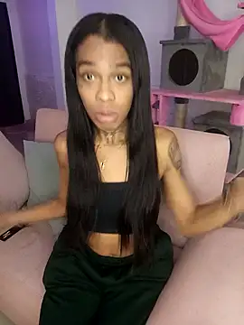 Snapshot of hellish_lust chatting on 10/02/25, 12:28 hellish lust online show from 10/02/25, 12:28