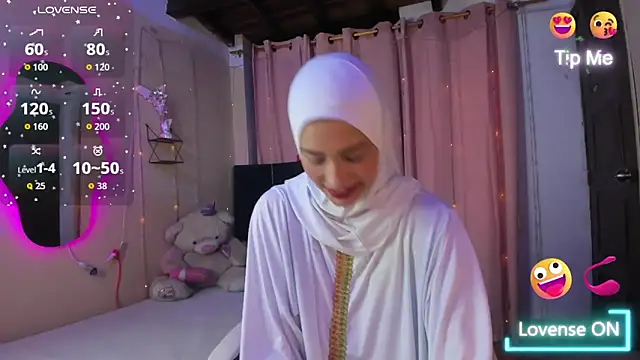 ShanaJamil online show from 02/02/26, 12:15