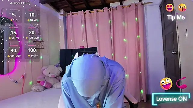 ShanaJamil online show from 02/03/26, 12:21