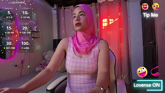 ShanaJamil online show from 02/06/26, 12:19