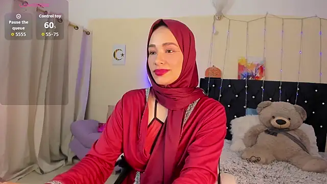 Snapshot of ShanaJamil chatting on 04/10/26, 12:10 ShanaJamil online show from 04/10/26, 12:10