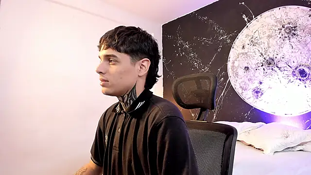 Declan-Fox online show from 10/12/25, 12:15