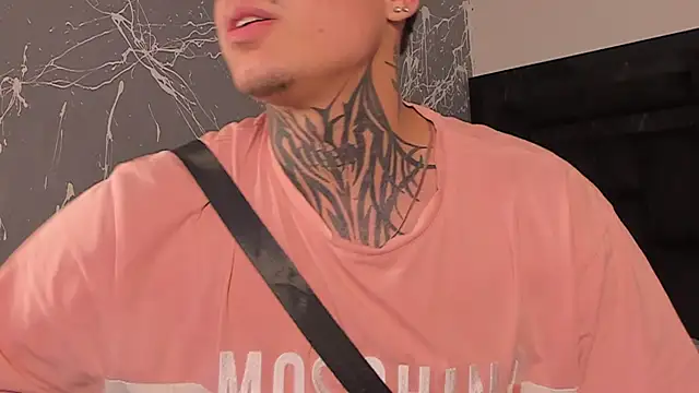 Declan-Fox online show from 11/19/25, 04:34