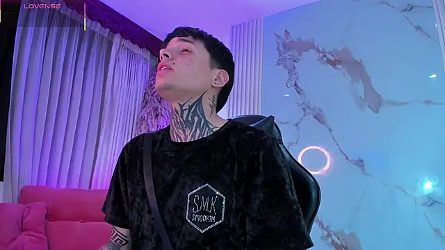 Declan-Fox online show from 01/14/26, 03:56